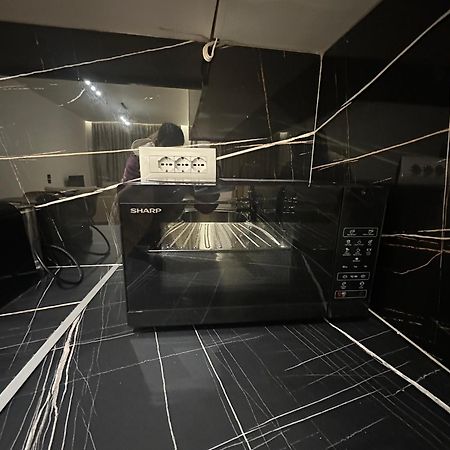 סרנדה Suites Kozi מראה חיצוני תמונה