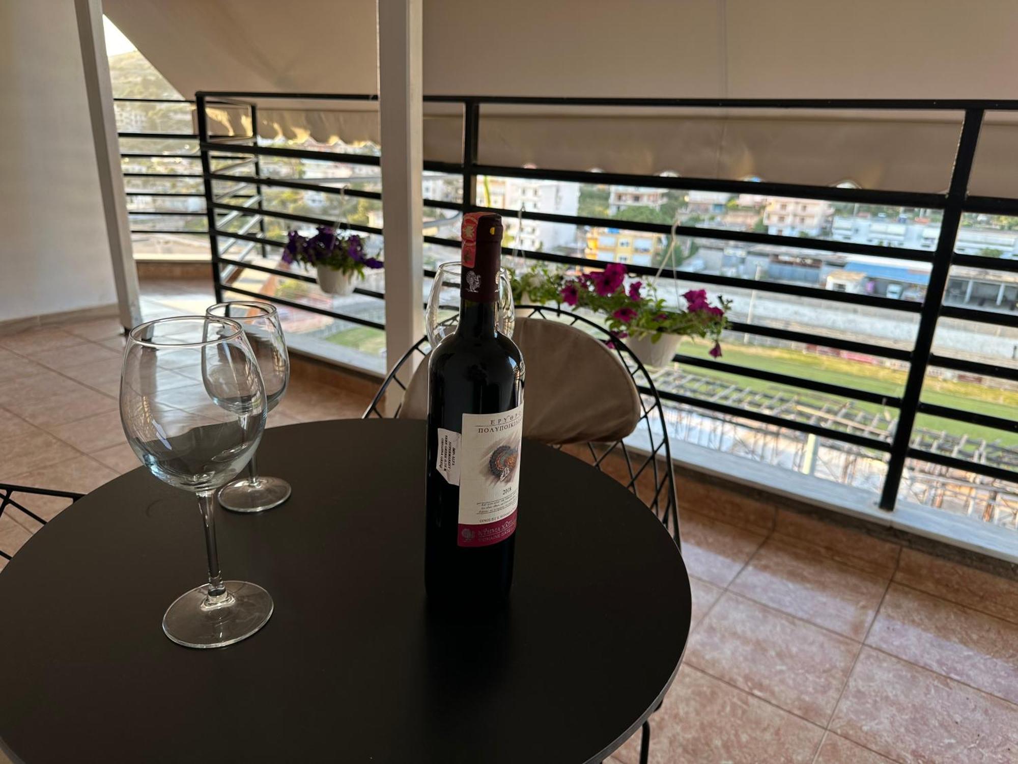 סרנדה Suites Kozi מראה חיצוני תמונה