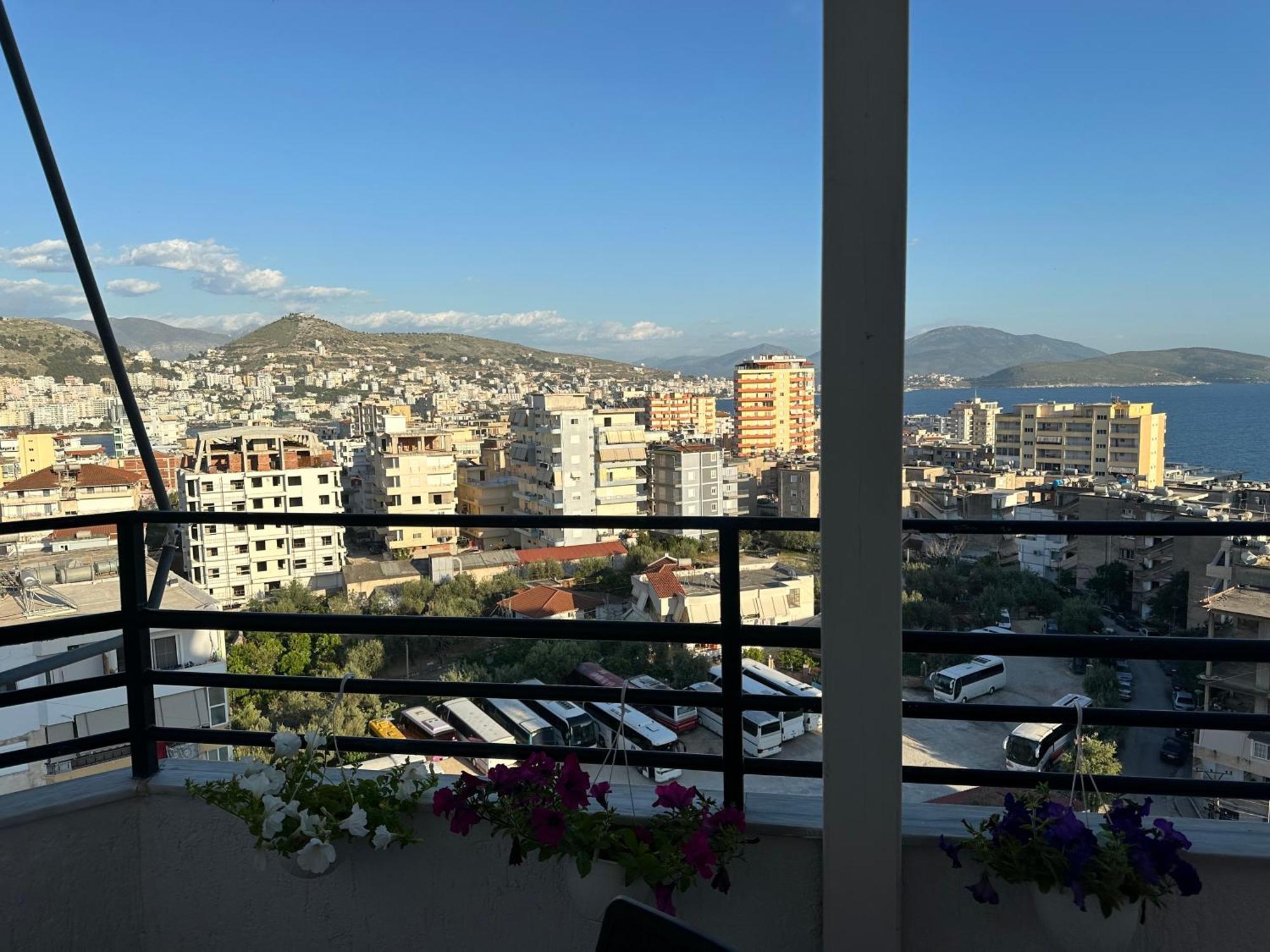 סרנדה Suites Kozi מראה חיצוני תמונה